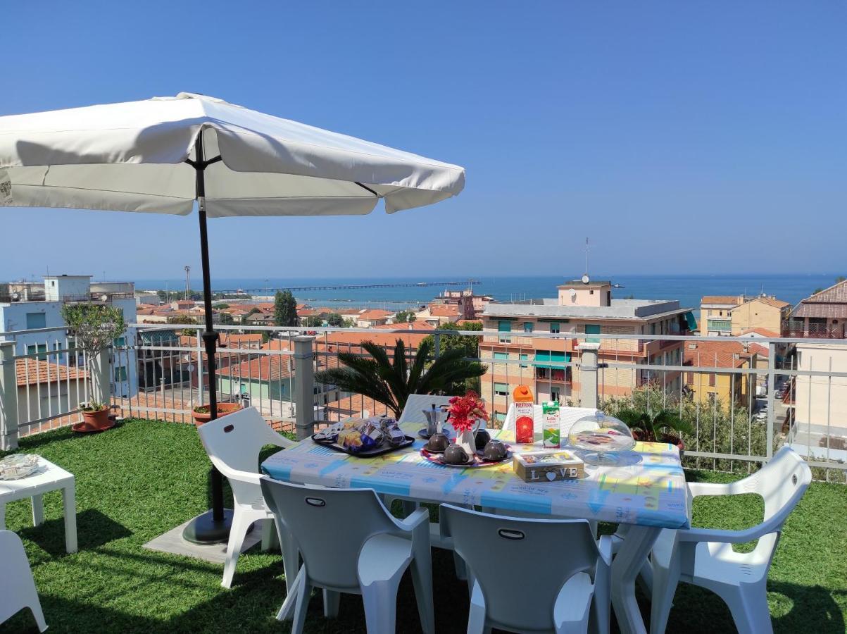 La Terrazza Apartment Falconara Marittima Exterior photo
