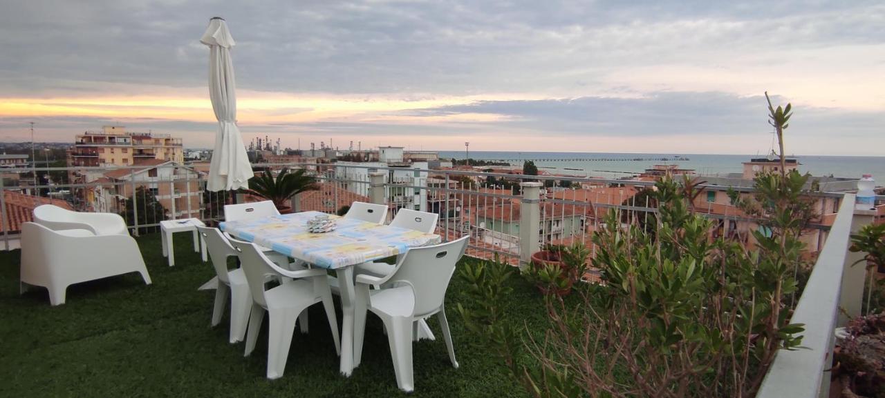 La Terrazza Apartment Falconara Marittima Exterior photo